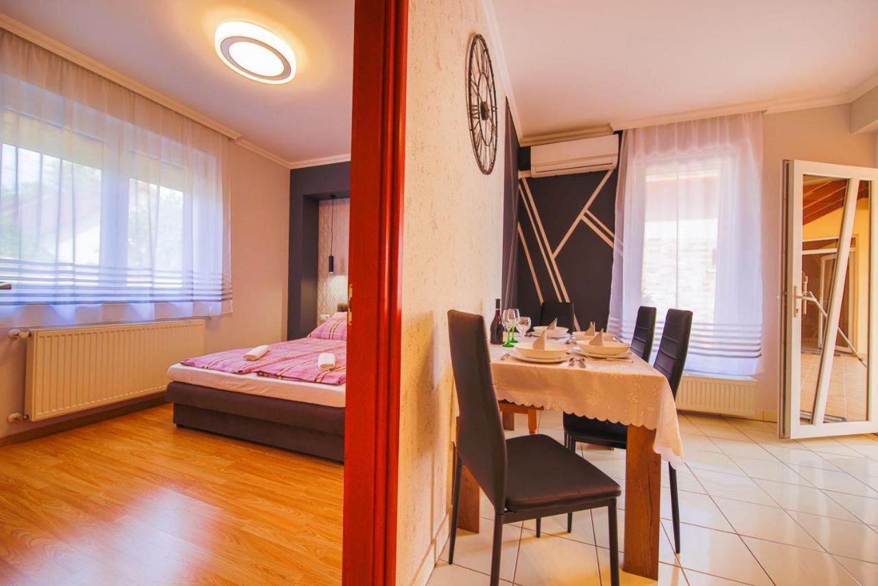Kalvin Utcai Apartmanok Hajdúszoboszló Εξωτερικό φωτογραφία