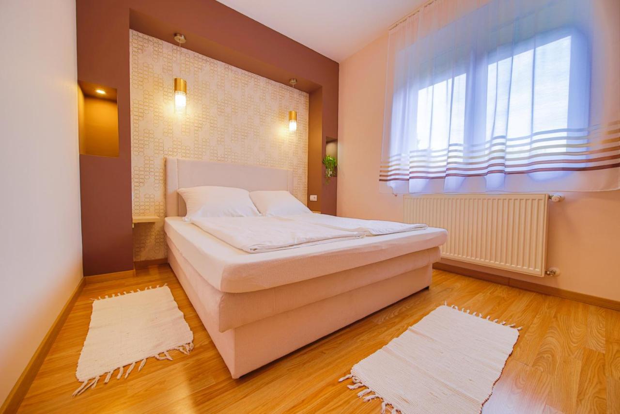 Kalvin Utcai Apartmanok Hajdúszoboszló Εξωτερικό φωτογραφία