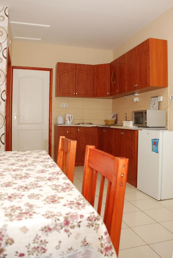 Kalvin Utcai Apartmanok Hajdúszoboszló Εξωτερικό φωτογραφία